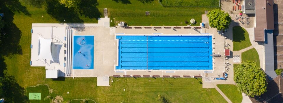 Schachenmayr-Freibad, Salach, Luftaufnahme