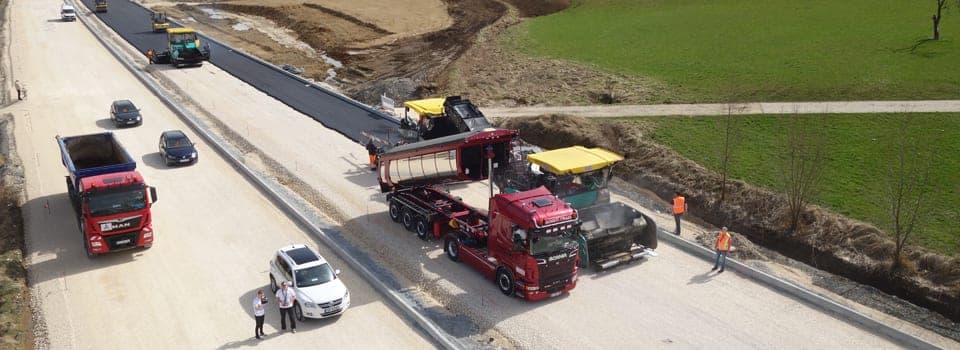 STRABAG AG, B10-Baustelle in Filstal (B10) aus der Luft