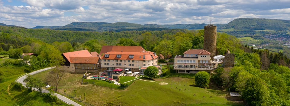 Burg Staufeneck, bearbeitetes Luftbild